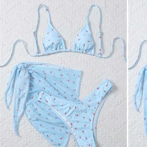SHEIN Light Blue Floral Bikini Set